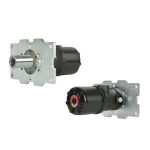 Hydraulický motor BMR absorpce: 315cm3/ot otáčky: 195ot/min s hřídelí o tloušťce 32mm s montážní deskou a objímku