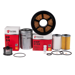 Kompletní sada filtrů pro traktor Ursus C-330 Filtr motorového oleje + palivové filtry + vložka odlučovače paliva + filtr zdvihového oleje + vzduchový filtr starého typu