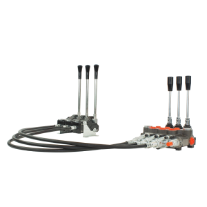 3-sekční hydraulický rozdělovač 40L s pákami a lanky 3m